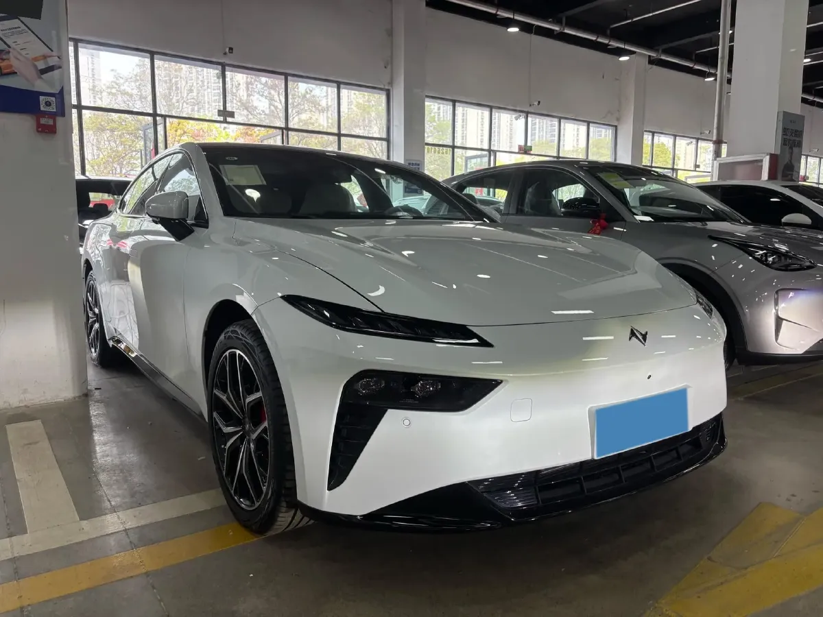 2025 DongFeng eπ eπ007 REEV 105HP REEV,autocango,china used car exporter,china ev exporter,chinese used car exporter,chinese used ev exporter