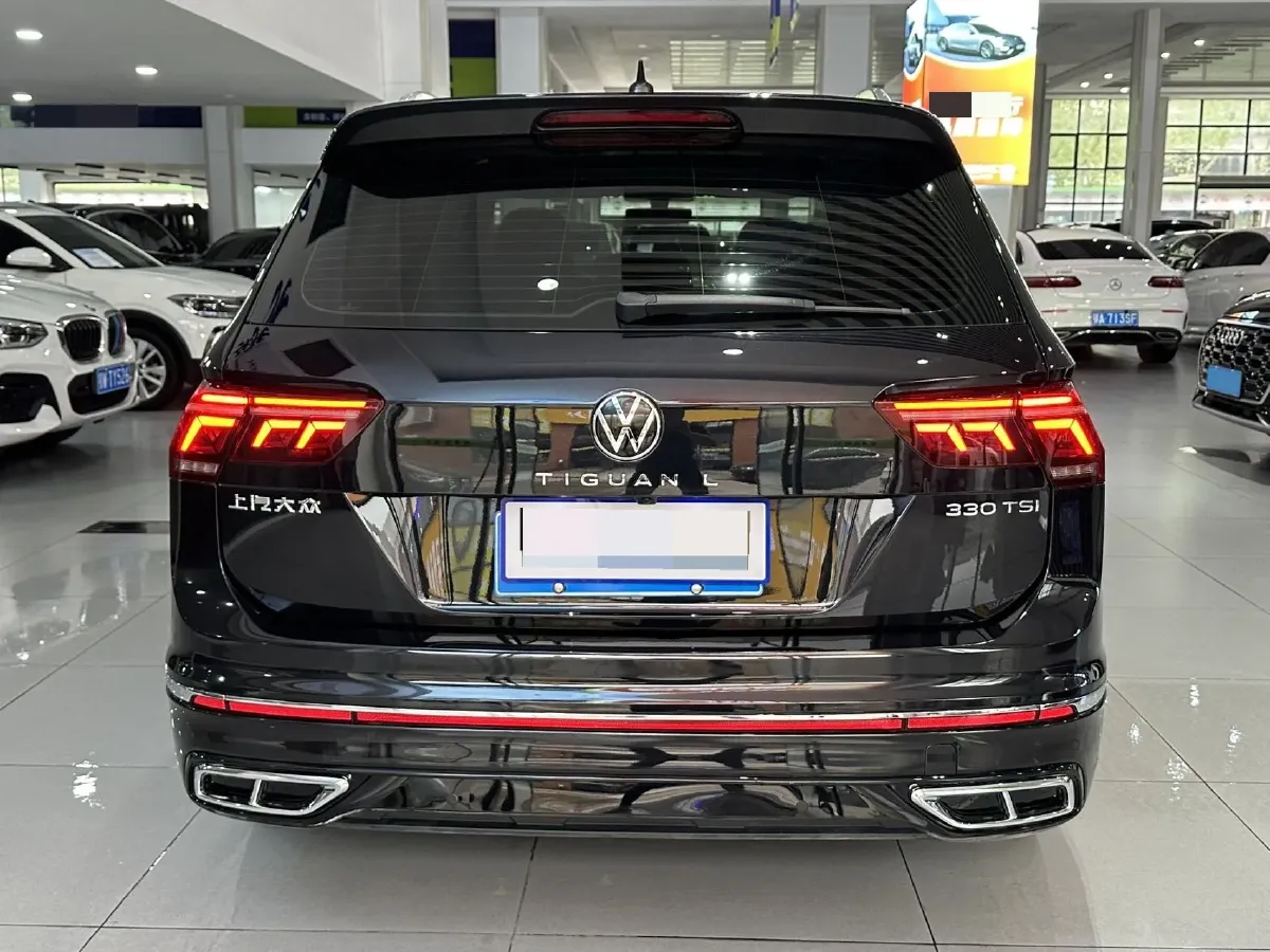 2024 Volkswagen Tiguan L 2.0T 186HP L4 7DCT,autocango,china used car exporter,china ev exporter,chinese used car exporter,chinese used ev exporter
