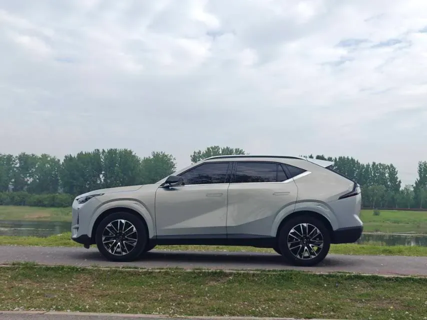 2024 GAC Trumpchi GS4 1.5T 177HP L4 7DCT,autocango,china used car exporter,china ev exporter,chinese used car exporter,chinese used ev exporter