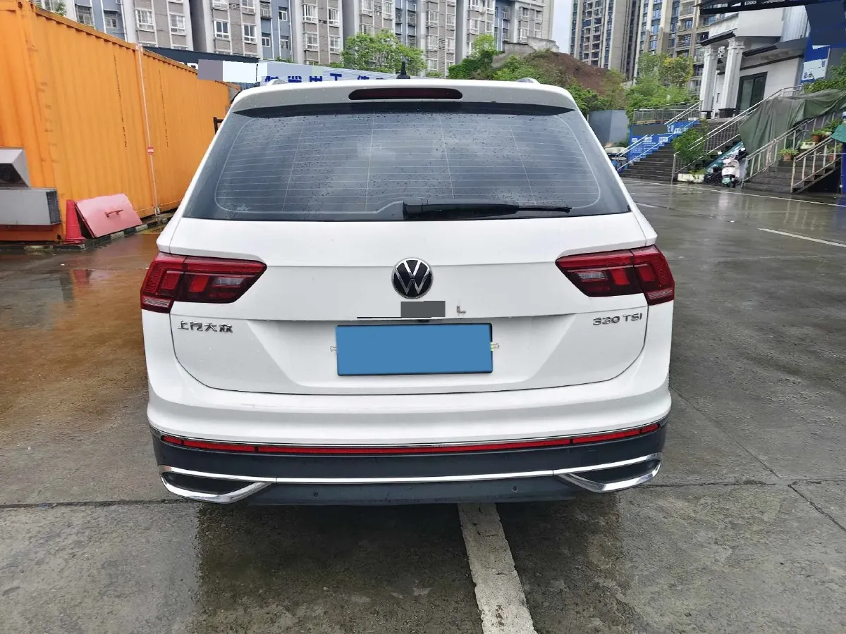 2023 Volkswagen Tiguan L 2.0T 186HP L4 7DCT,autocango,china used car exporter,china ev exporter,chinese used car exporter,chinese used ev exporter