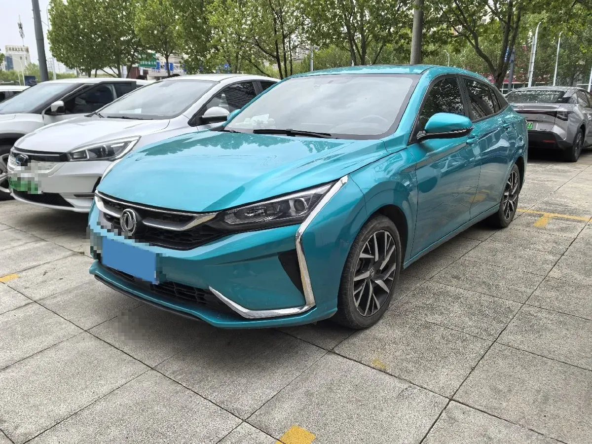 2020 DongFeng Aeolus YiXuan 1.5T 150HP L4 6DCT,autocango,china used car exporter,china ev exporter,chinese used car exporter,chinese used ev exporter