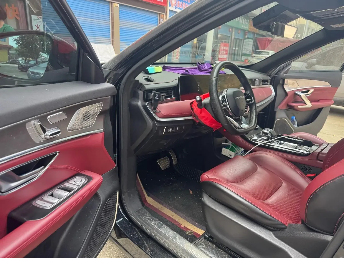 2021 Jetour X70 Plus 1.6T 197HP L4 7DCT,autocango,china used car exporter,china ev exporter,chinese used car exporter,chinese used ev exporter