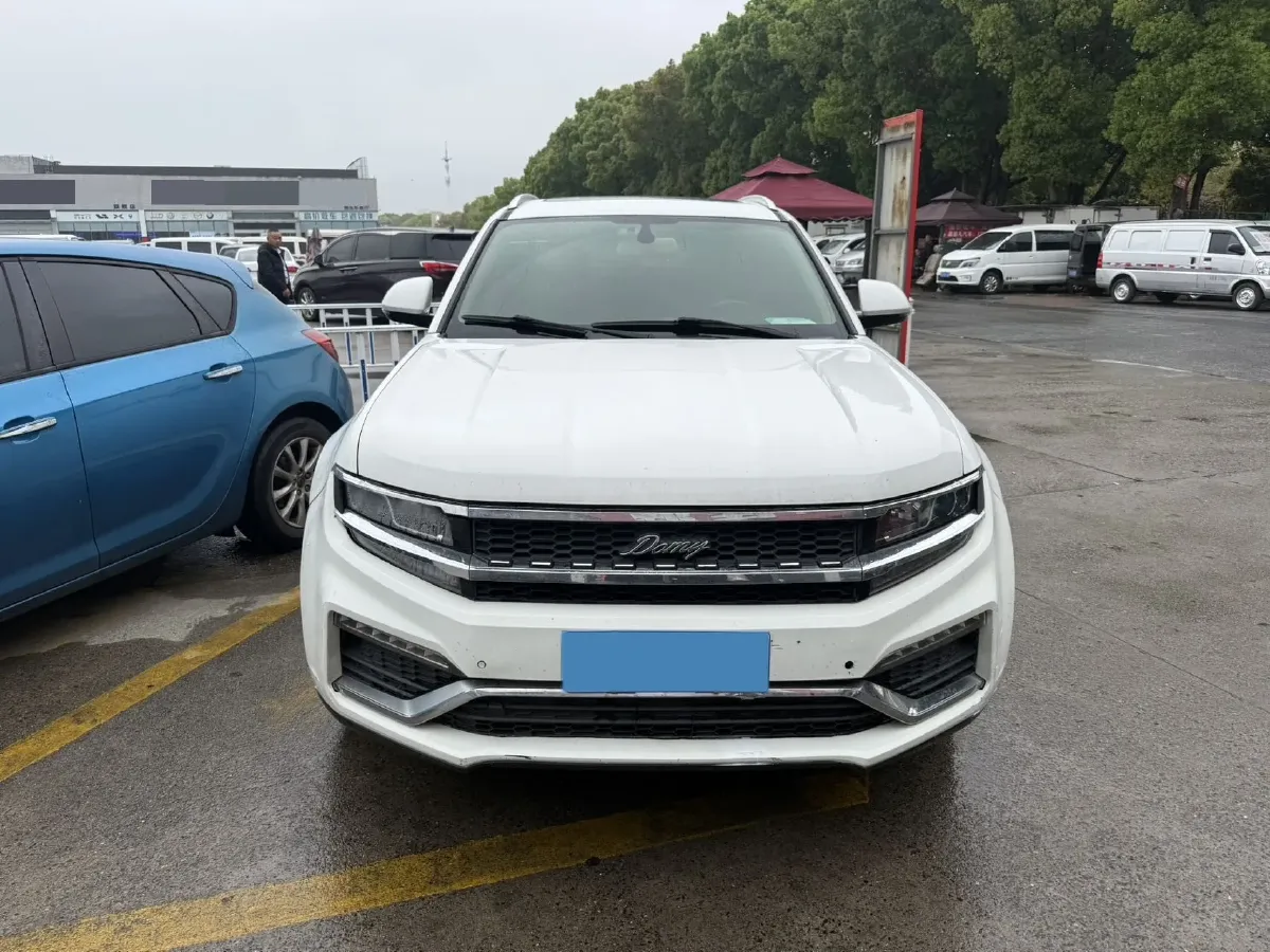 2018 Zotye Damy X7 2.0T 190HP L4 8AT,autocango,china used car exporter,china ev exporter,chinese used car exporter,chinese used ev exporter