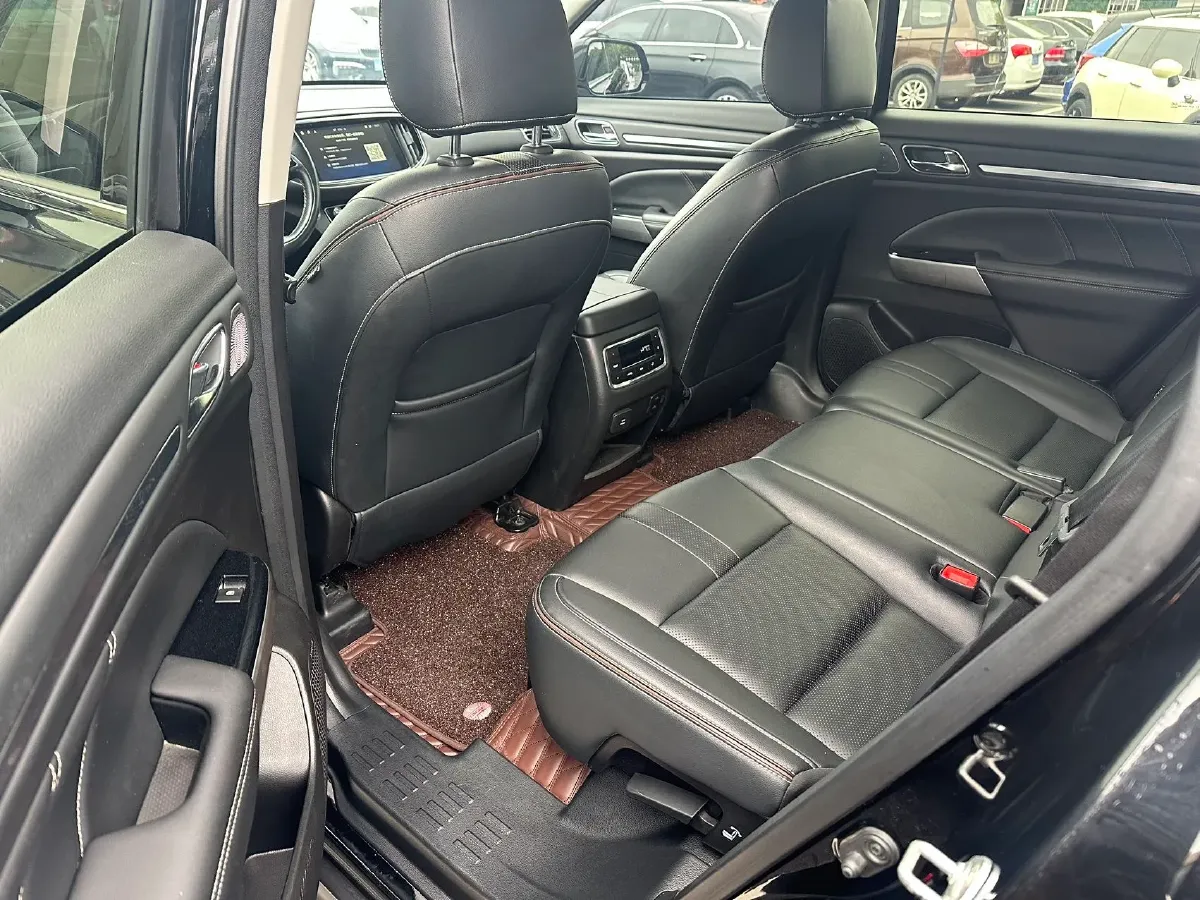 2021 GAC Trumpchi GS8 2.0T 252HP L4 6AT,autocango,china used car exporter,china ev exporter,chinese used car exporter,chinese used ev exporter