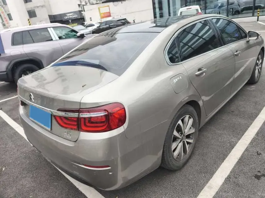 2017 Citroen C6 1.8T 204HP L4 6AT,autocango,china used car exporter,china ev exporter,chinese used car exporter,chinese used ev exporter