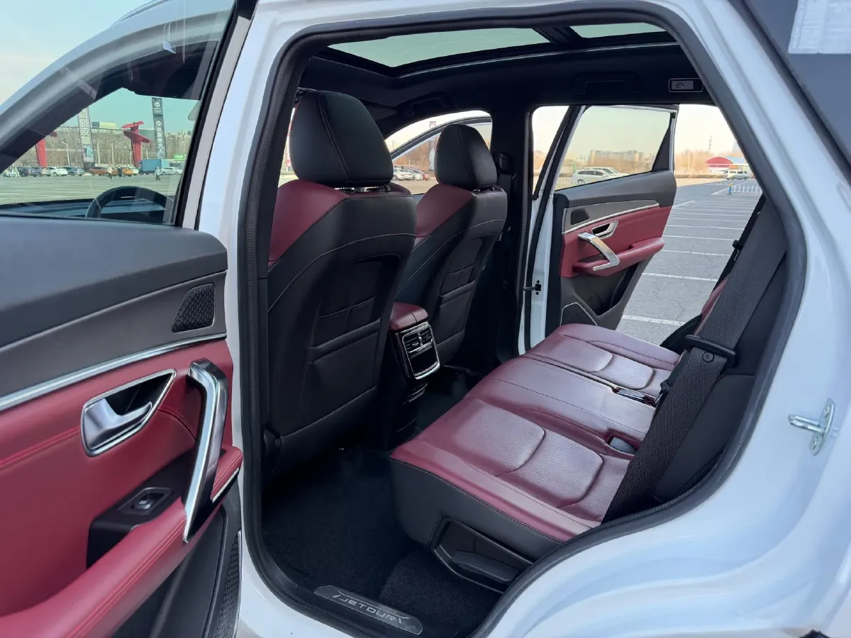 2022 Jetour X70 Plus 1.5T 156HP L4 CVT,autocango,china used car exporter,china ev exporter,chinese used car exporter,chinese used ev exporter