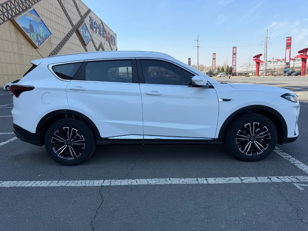 2022 Jetour X70 Plus 1.5T 156HP L4 CVT,autocango,china used car exporter,china ev exporter,chinese used car exporter,chinese used ev exporter