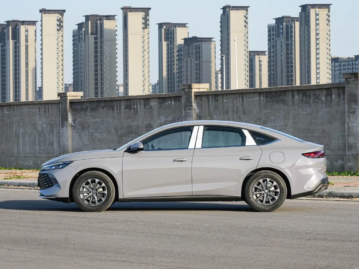 2026 BYD QinL 1.5L 101HP L4 E-CVT PHEV,autocango,china used car exporter,china ev exporter,chinese used car exporter,chinese used ev exporter