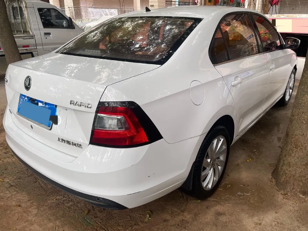 2018 Skoda Rapid 1.6L 110HP L4 6AT,autocango,china used car exporter,china ev exporter,chinese used car exporter,chinese used ev exporter