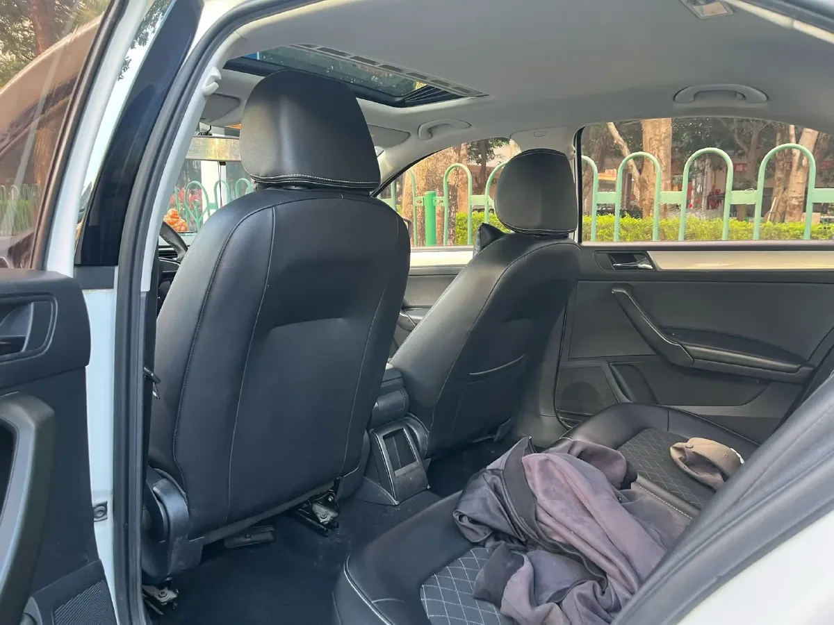 2018 Skoda Rapid 1.6L 110HP L4 6AT,autocango,china used car exporter,china ev exporter,chinese used car exporter,chinese used ev exporter