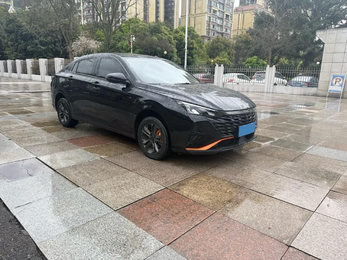 2023 DongFeng Aeolus YiXuan 1.5L 125HP L4 6DCT,autocango,china used car exporter,china ev exporter,chinese used car exporter,chinese used ev exporter