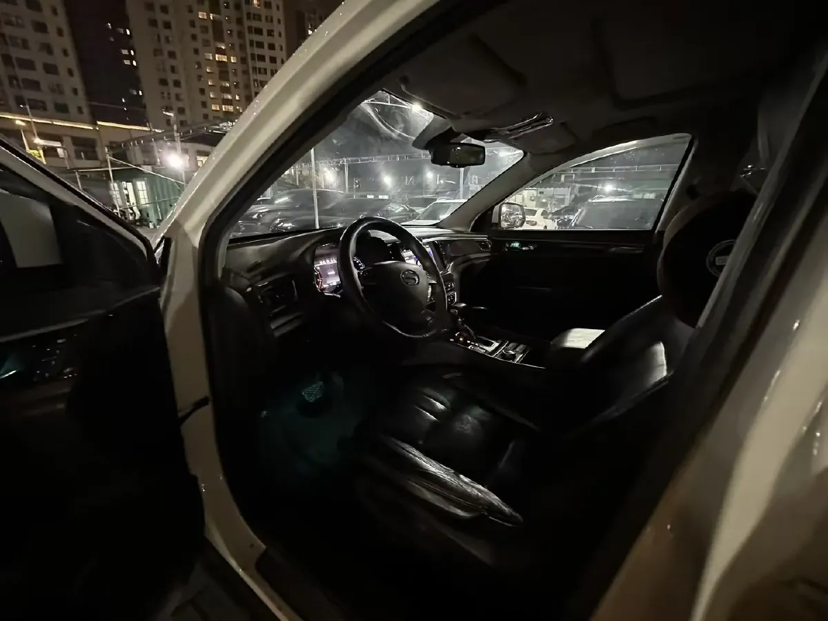 2017 GAC Trumpchi GS8 2.0T 201HP L4 6AT,autocango,china used car exporter,china ev exporter,chinese used car exporter,chinese used ev exporter