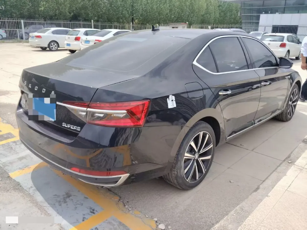 2024 Skoda Superb 1.4T 150HP L4 7DCT,autocango,china used car exporter,china ev exporter,chinese used car exporter,chinese used ev exporter