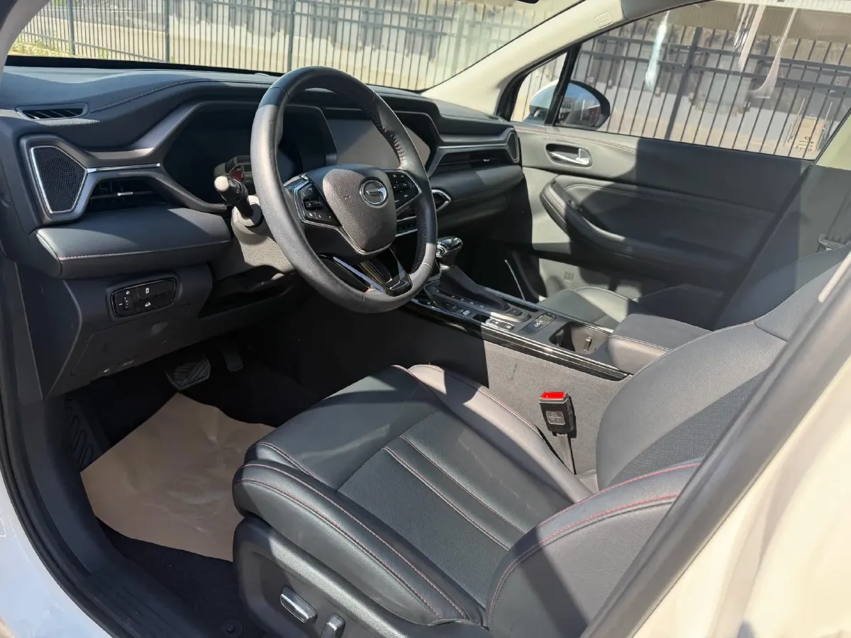 2021 GAC Trumpchi GS4 1.5T 169HP L4 6AT,autocango,china used car exporter,china ev exporter,chinese used car exporter,chinese used ev exporter