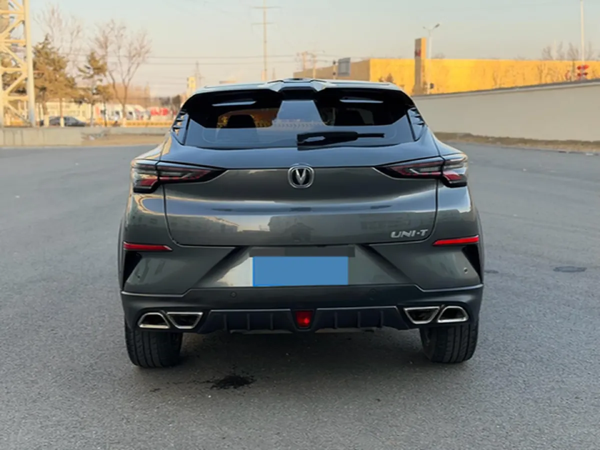 2021 ChangAn UNI-T 1.5T 180HP L4 7DCT,autocango,china used car exporter,china ev exporter,chinese used car exporter,chinese used ev exporter