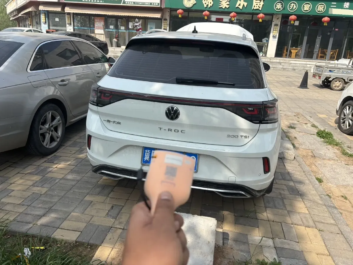 2024 Volkswagen T-Roc 1.5T 160HP L4 7DCT,autocango,china used car exporter,china ev exporter,chinese used car exporter,chinese used ev exporter