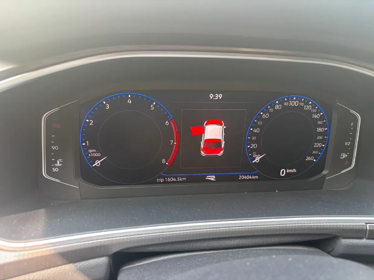 2024 Volkswagen T-Roc 1.5T 160HP L4 7DCT,autocango,china used car exporter,china ev exporter,chinese used car exporter,chinese used ev exporter