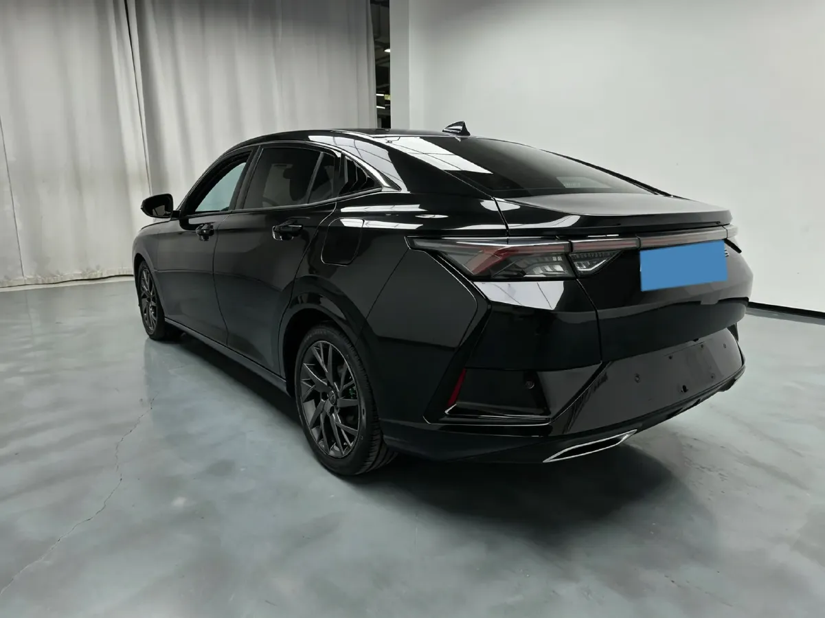 2020 DongFeng Aeolus YiXuan 1.5T 150HP L4 6DCT,autocango,china used car exporter,china ev exporter,chinese used car exporter,chinese used ev exporter