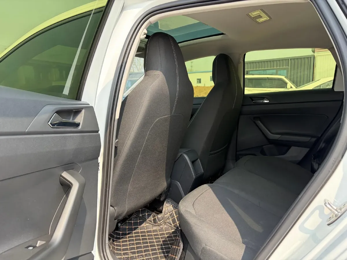 2023 Volkswagen Polo 1.5L 110HP L4 6AT,autocango,china used car exporter,china ev exporter,chinese used car exporter,chinese used ev exporter