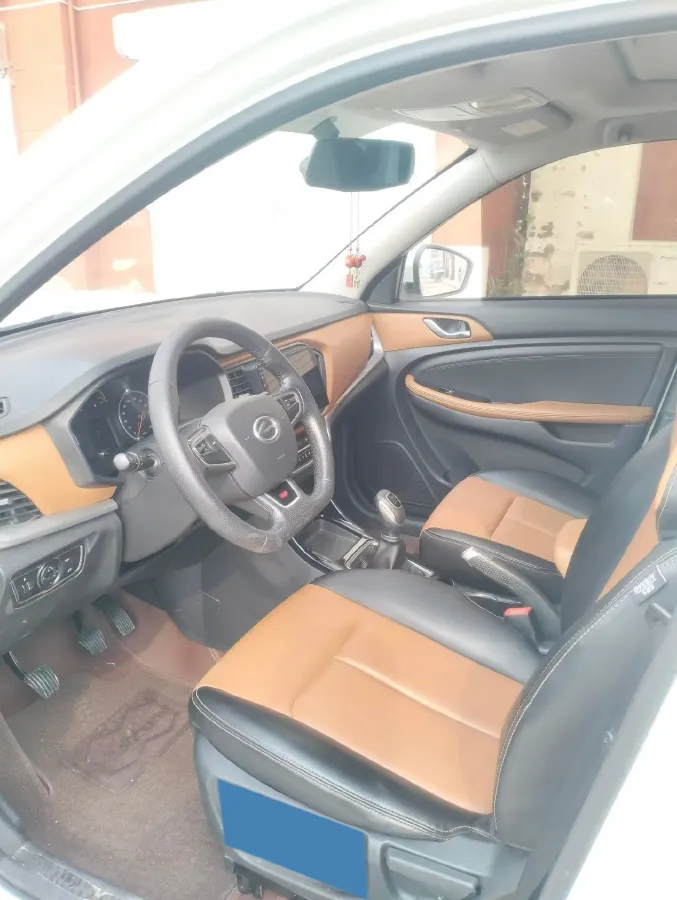 2017 Landwind X2 1.6L 125HP L4 4AT,autocango,china used car exporter,china ev exporter,chinese used car exporter,chinese used ev exporter