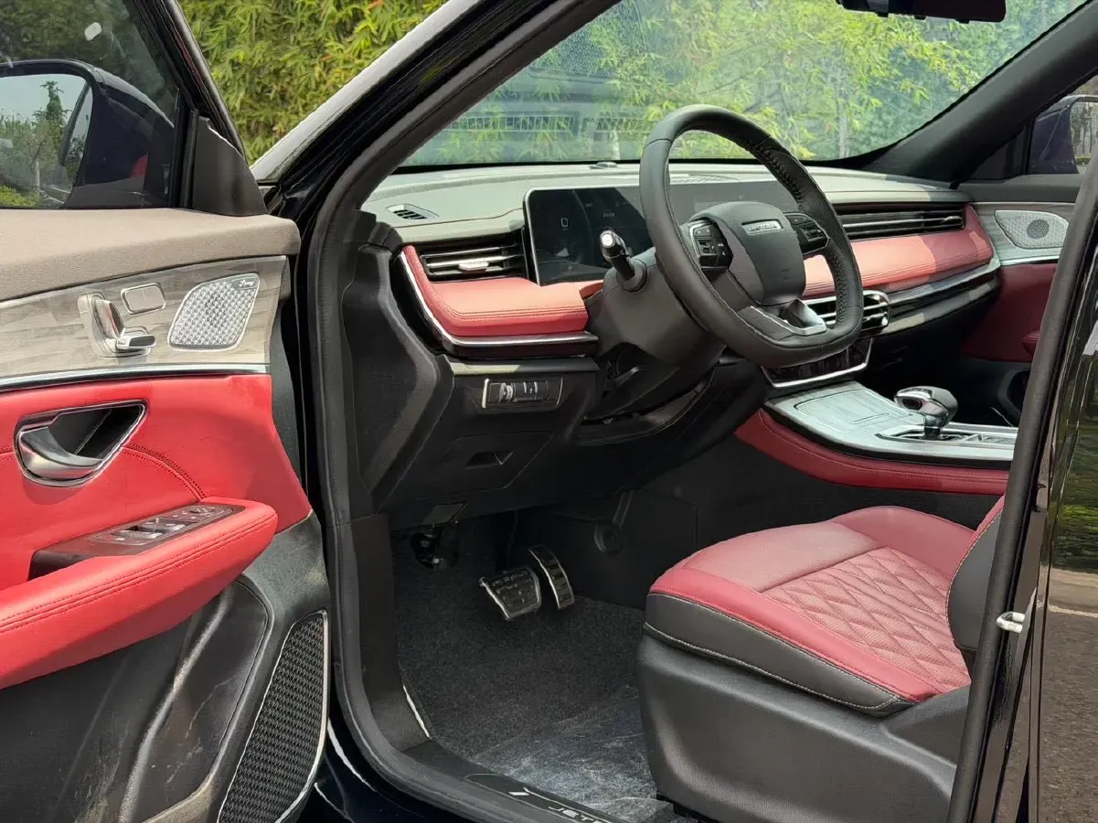 2023 Jetour X70 Plus 1.5T 156HP L4 6DCT,autocango,china used car exporter,china ev exporter,chinese used car exporter,chinese used ev exporter