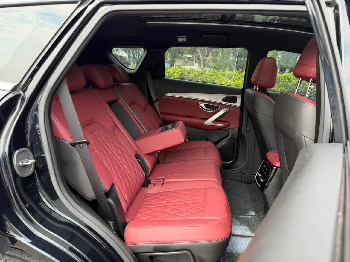 2023 Jetour X70 Plus 1.5T 156HP L4 6DCT,autocango,china used car exporter,china ev exporter,chinese used car exporter,chinese used ev exporter