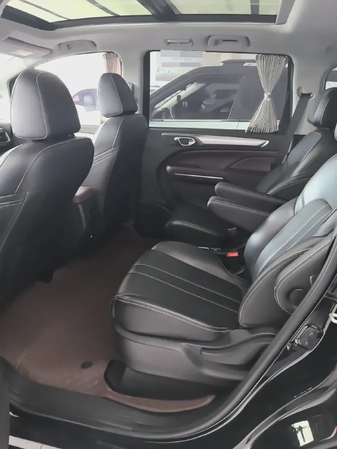 2021 GAC Trumpchi M6 1.5T 169HP L4 6AT,autocango,china used car exporter,china ev exporter,chinese used car exporter,chinese used ev exporter