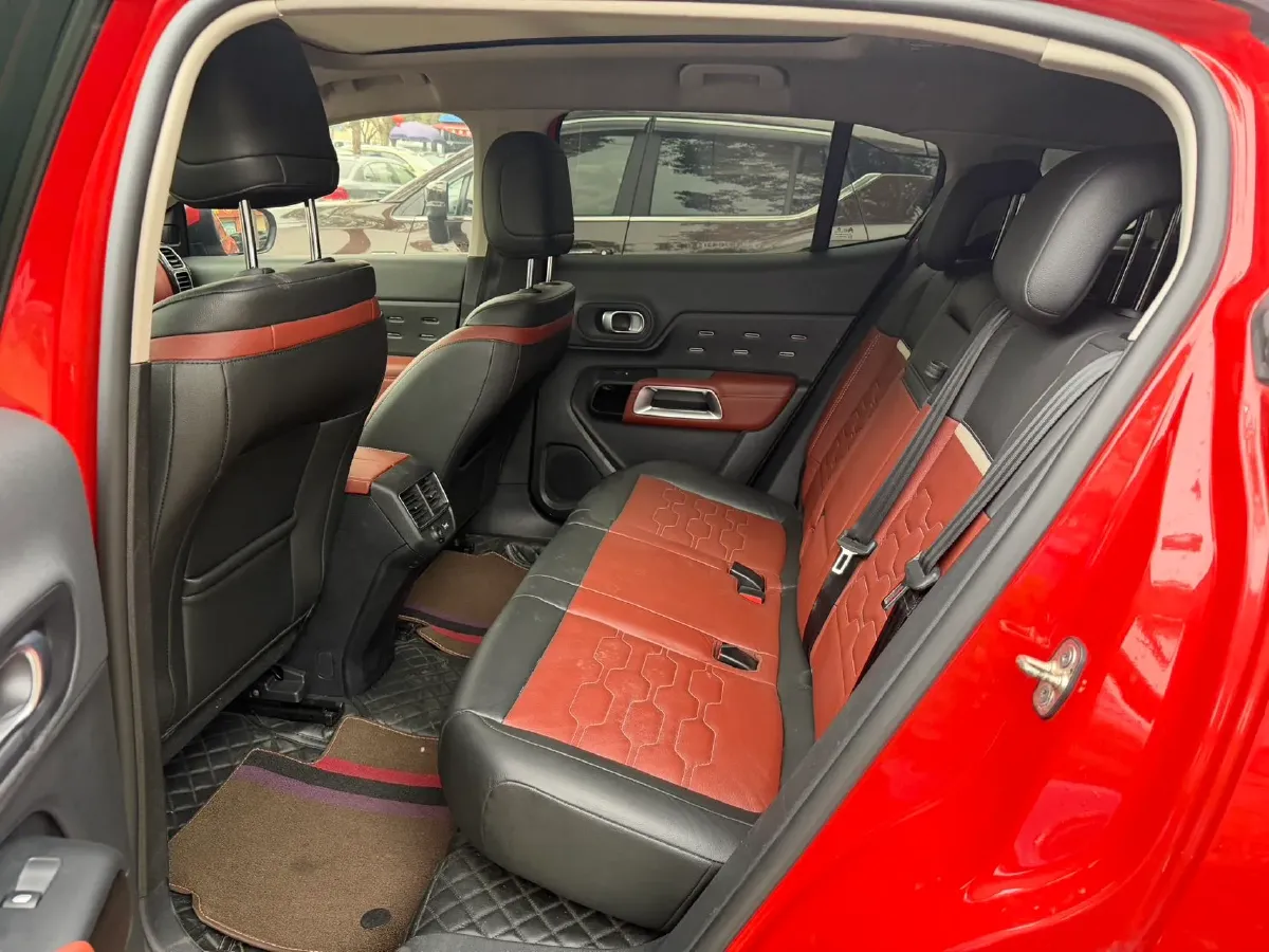 2019 Citroen C5 Aircross 1.6T 167HP L4 6AT,autocango,china used car exporter,china ev exporter,chinese used car exporter,chinese used ev exporter