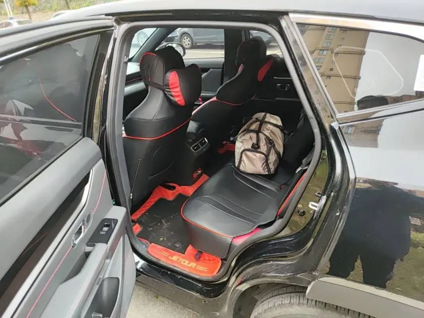 2023 Jetour DASHING 1.5T 156HP L4 6DCT,autocango,china used car exporter,china ev exporter,chinese used car exporter,chinese used ev exporter