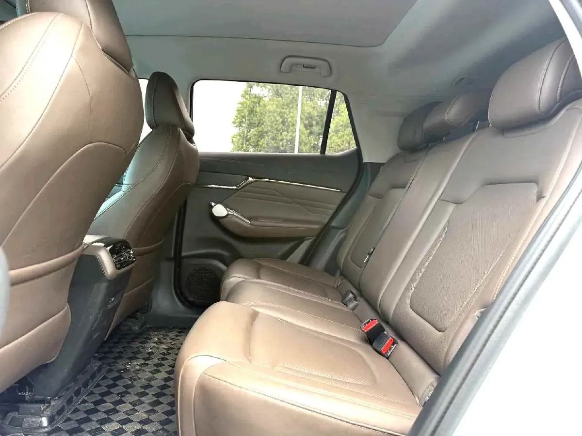 2024 GAC Trumpchi GS4 1.5T 177HP L4 7DCT,autocango,china used car exporter,china ev exporter,chinese used car exporter,chinese used ev exporter