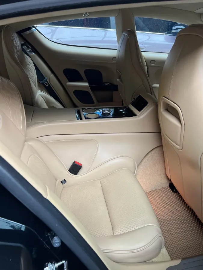 2017 Aston Martin Rapide 6.0L 560HP V12 8AT,autocango,china used car exporter,china ev exporter,chinese used car exporter,chinese used ev exporter