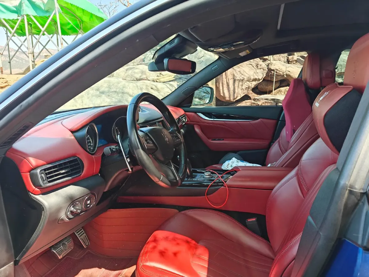 2019 Maserati Levante 3.0T 350HP V6 8AT,autocango,china used car exporter,china ev exporter,chinese used car exporter,chinese used ev exporter