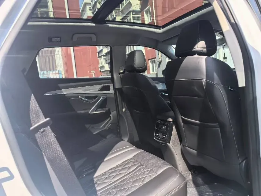 2023 Jetour X70 Plus 1.5T 156HP L4 6MT,autocango,china used car exporter,china ev exporter,chinese used car exporter,chinese used ev exporter