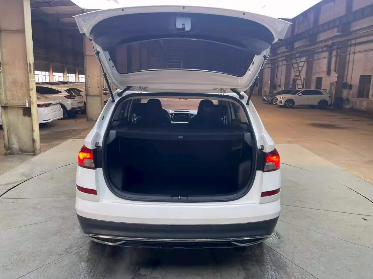 2020 Skoda Kamiq 1.5L 112HP L4 6AT,autocango,china used car exporter,china ev exporter,chinese used car exporter,chinese used ev exporter