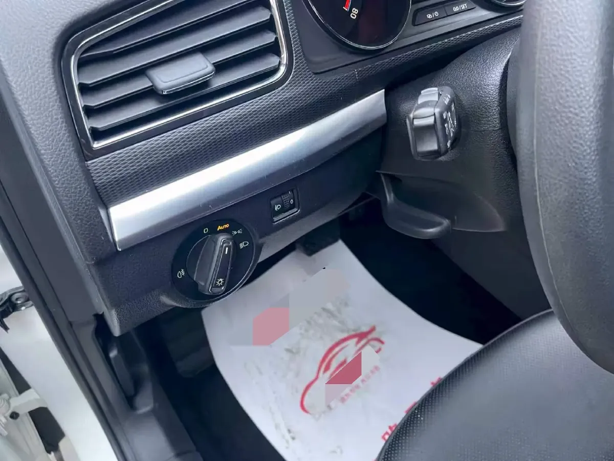 2020 Skoda Kamiq 1.5L 112HP L4 6AT,autocango,china used car exporter,china ev exporter,chinese used car exporter,chinese used ev exporter