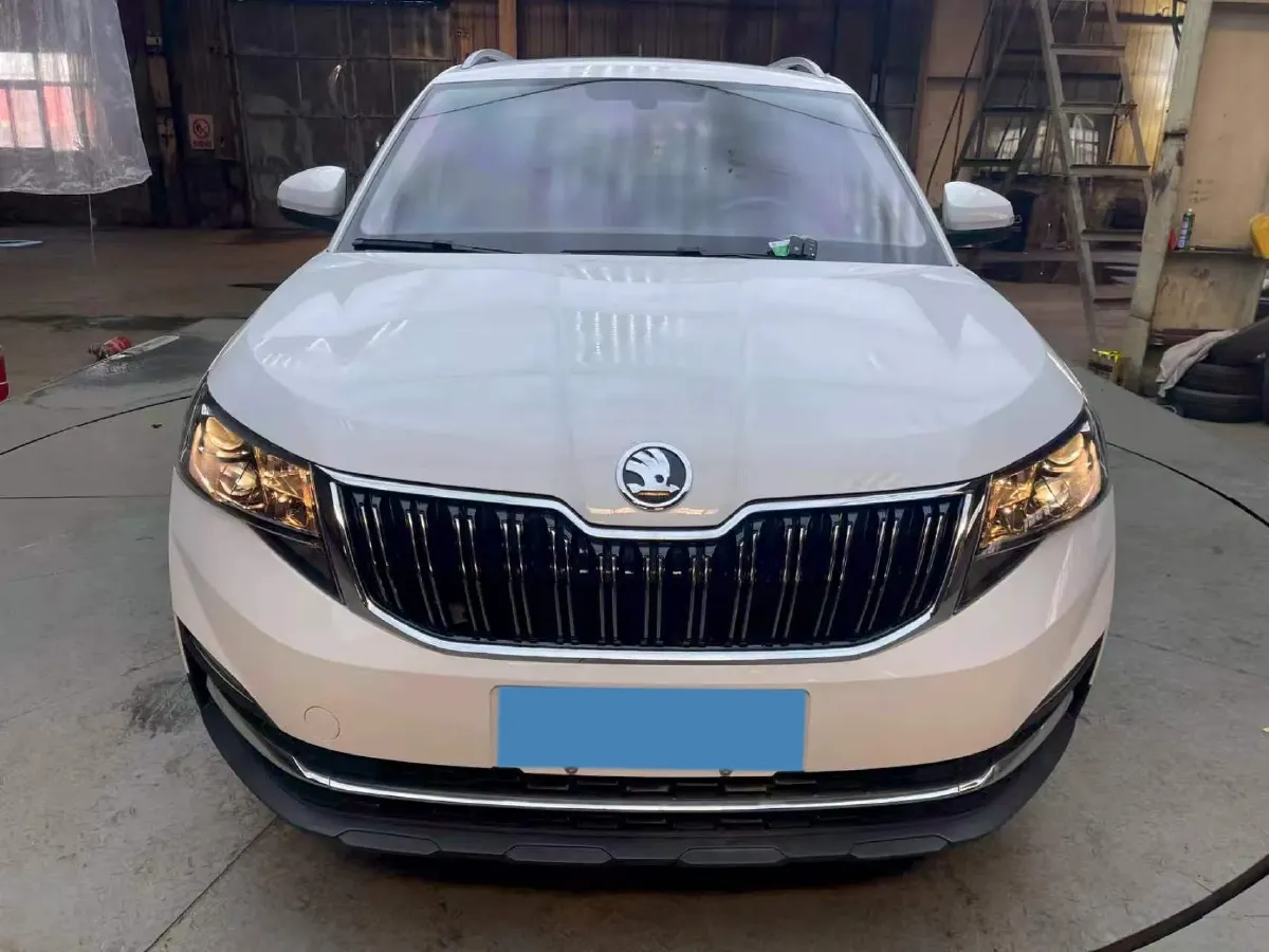 2020 Skoda Kamiq 1.5L 112HP L4 6AT,autocango,china used car exporter,china ev exporter,chinese used car exporter,chinese used ev exporter