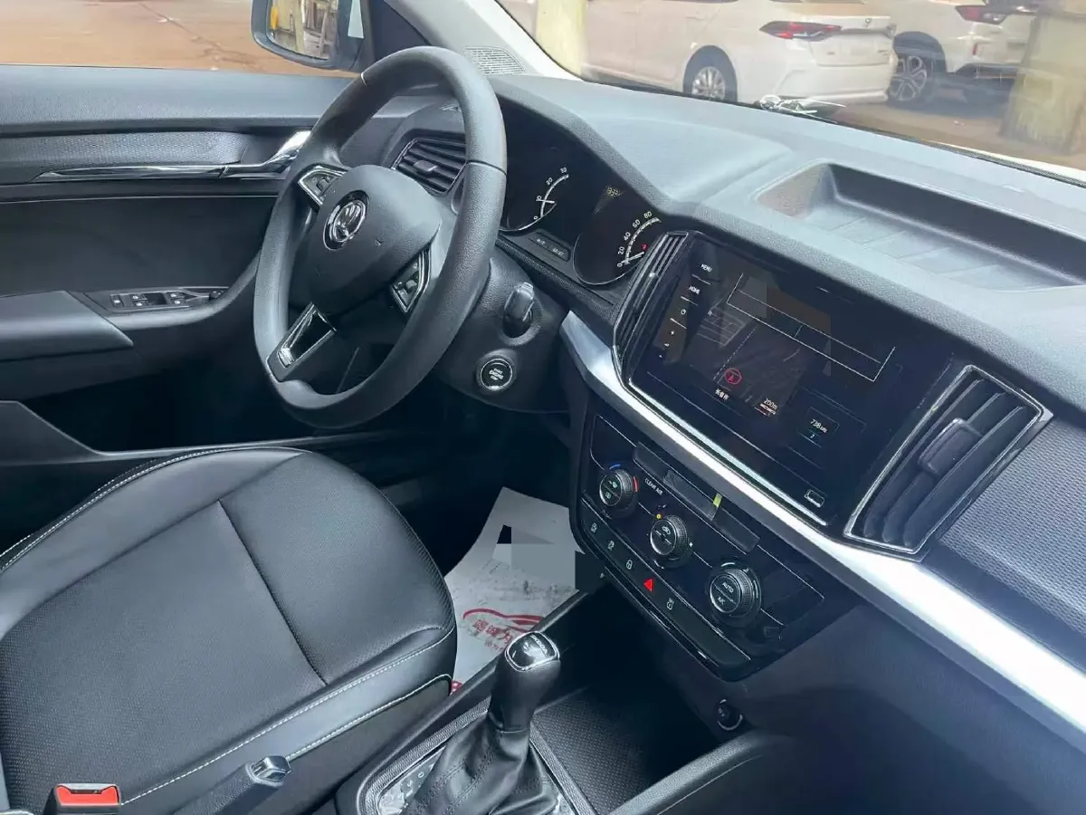 2020 Skoda Kamiq 1.5L 112HP L4 6AT,autocango,china used car exporter,china ev exporter,chinese used car exporter,chinese used ev exporter