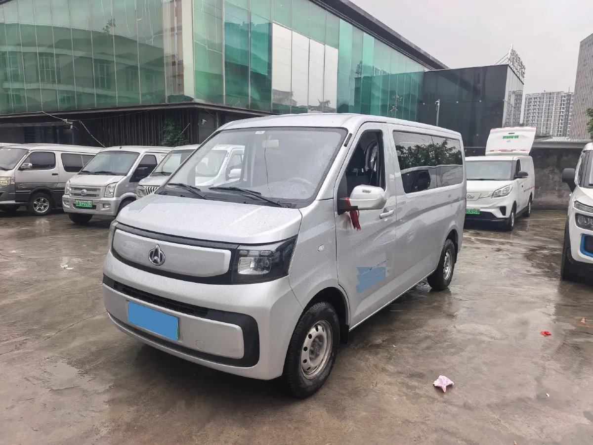 2025 ChangAn Kaicene RuiXing EM60 BEV 41.86KWH,autocango,china used car exporter,china ev exporter,chinese used car exporter,chinese used ev exporter