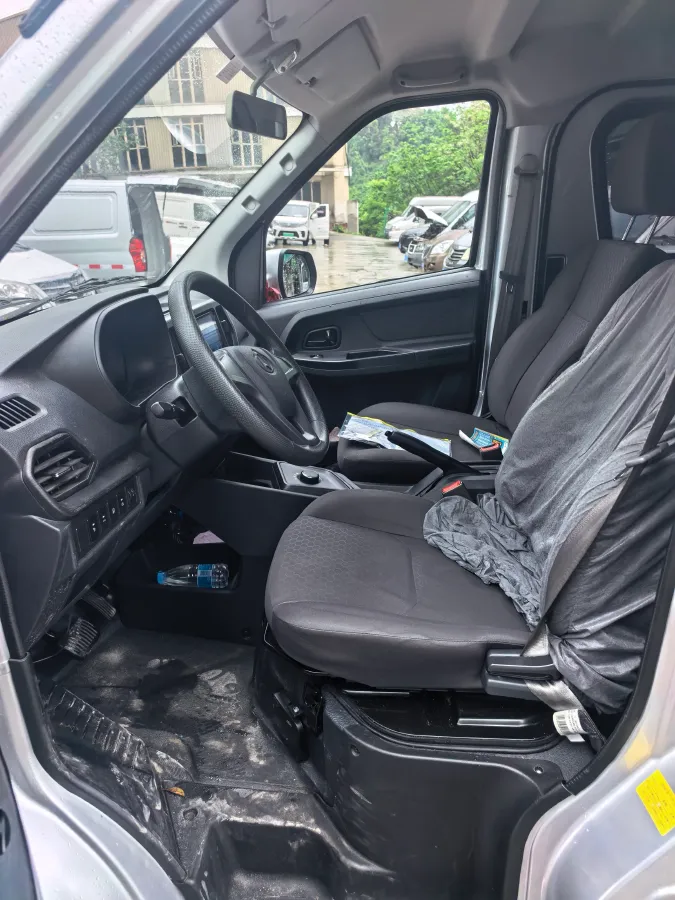 2025 ChangAn Kaicene RuiXing EM60 BEV 41.86KWH,autocango,china used car exporter,china ev exporter,chinese used car exporter,chinese used ev exporter