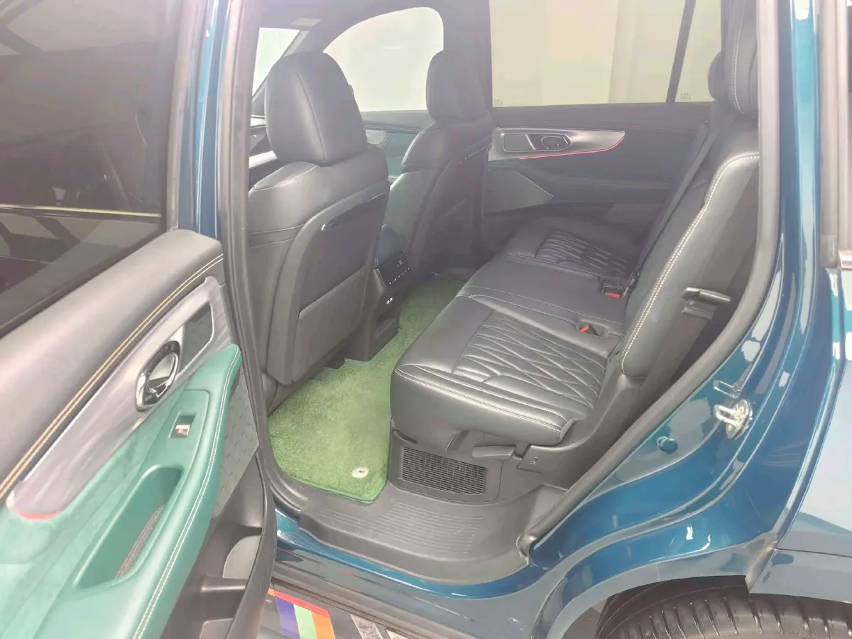 2022 GAC Trumpchi GS8 2.0T 190HP L4 E-CVT Hybrid,autocango,china used car exporter,china ev exporter,chinese used car exporter,chinese used ev exporter