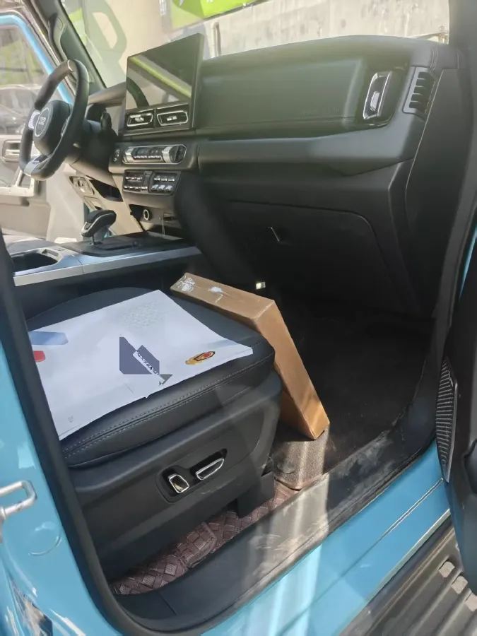 2025 212 212 T01 2.0T 252HP L4 8AT,autocango,china used car exporter,china ev exporter,chinese used car exporter,chinese used ev exporter