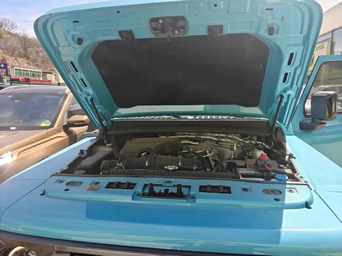 2025 212 212 T01 2.0T 252HP L4 8AT,autocango,china used car exporter,china ev exporter,chinese used car exporter,chinese used ev exporter