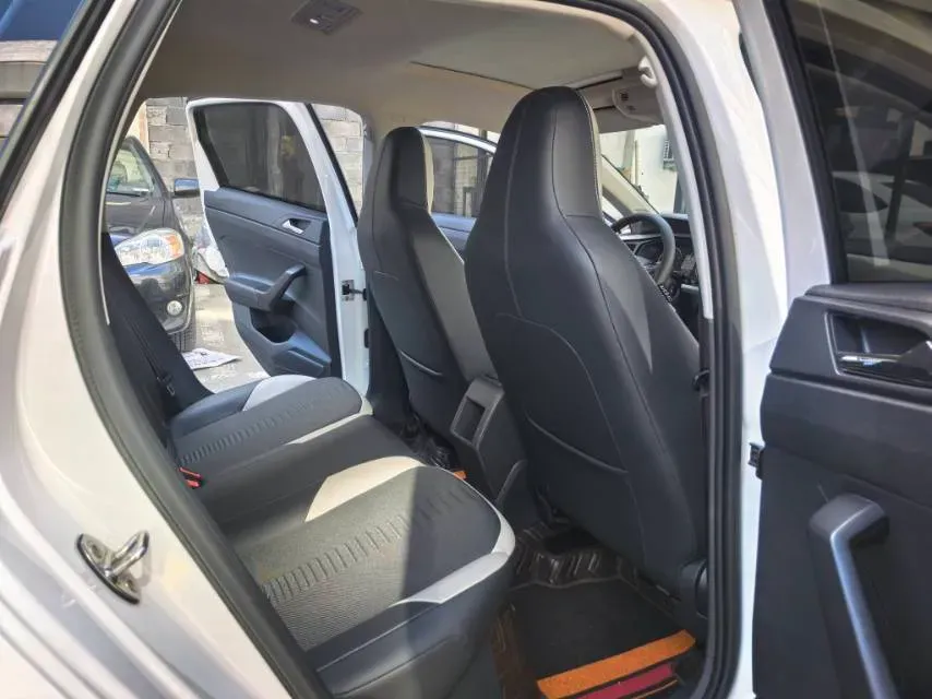 2021 Haval H6 1.5T 169HP L4 7DCT,autocango,china used car exporter,china ev exporter,chinese used car exporter,chinese used ev exporter