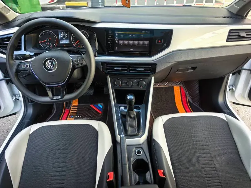 2021 Haval H6 1.5T 169HP L4 7DCT,autocango,china used car exporter,china ev exporter,chinese used car exporter,chinese used ev exporter