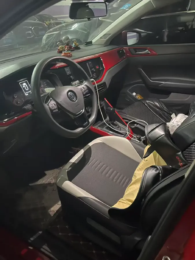 2019 Volkswagen Polo 1.5L 113HP L4 6AT,autocango,china used car exporter,china ev exporter,chinese used car exporter,chinese used ev exporter