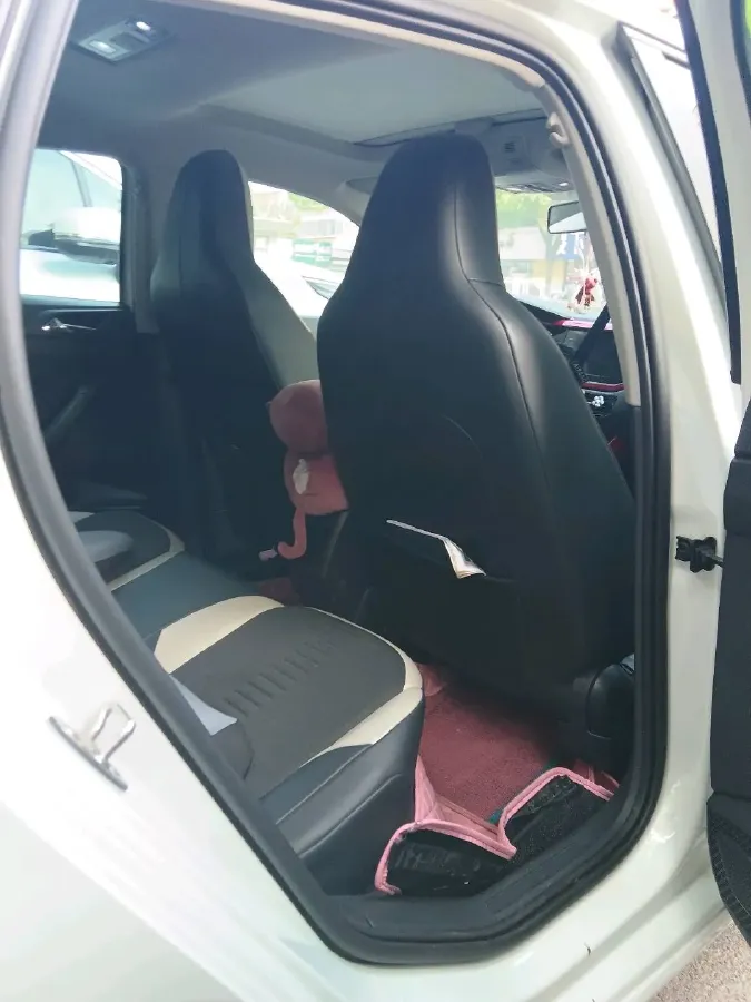 2023 Volkswagen Polo 1.5L 113HP L4 6AT,autocango,china used car exporter,china ev exporter,chinese used car exporter,chinese used ev exporter