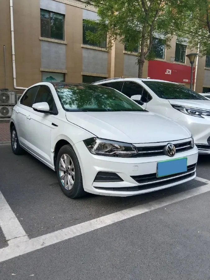 2023 Volkswagen Polo 1.5L 113HP L4 6AT,autocango,china used car exporter,china ev exporter,chinese used car exporter,chinese used ev exporter