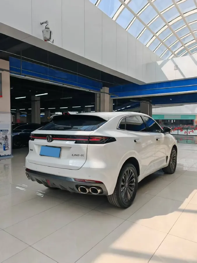 2021 ChangAn UNI-K 2.0T 233HP L4 8AT,autocango,china used car exporter,china ev exporter,chinese used car exporter,chinese used ev exporter