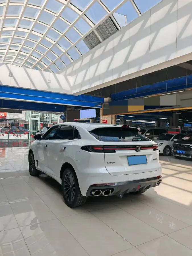 2021 ChangAn UNI-K 2.0T 233HP L4 8AT,autocango,china used car exporter,china ev exporter,chinese used car exporter,chinese used ev exporter