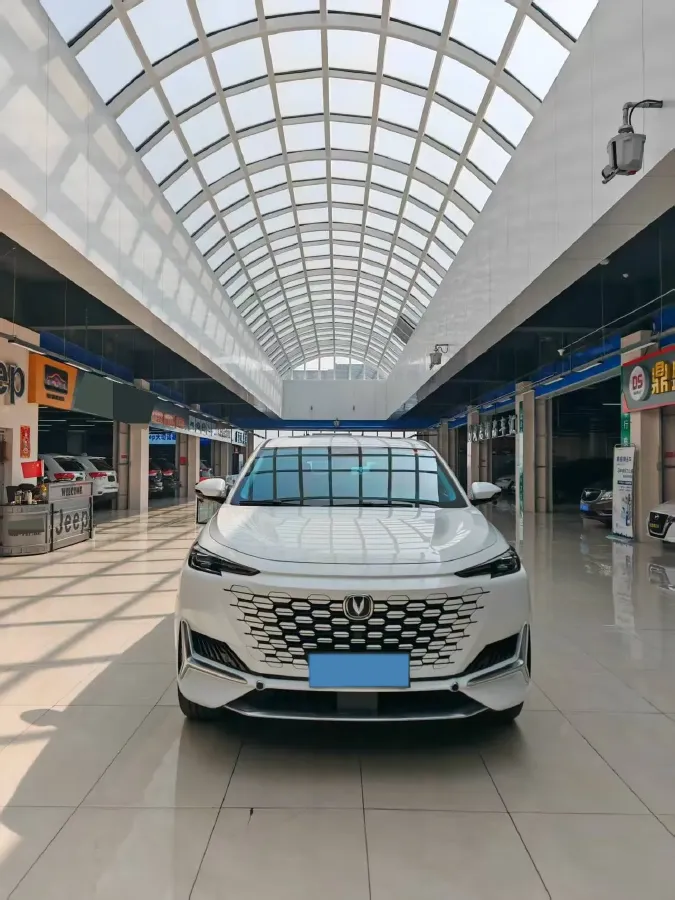 2021 ChangAn UNI-K 2.0T 233HP L4 8AT,autocango,china used car exporter,china ev exporter,chinese used car exporter,chinese used ev exporter